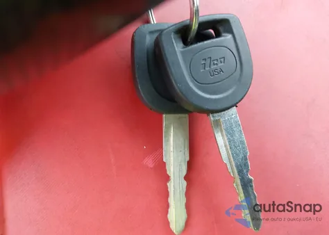 2011 Mazda Mazda3 I Touring из США, поврежденный, VIN JM1BL1VF8B1359841